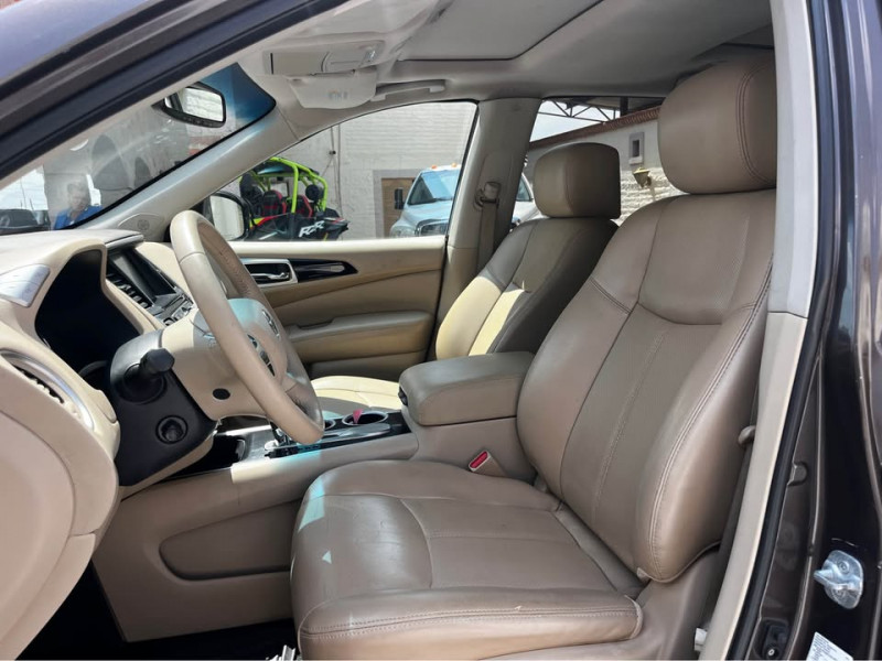 Nissan Pathfinder Advance 2016