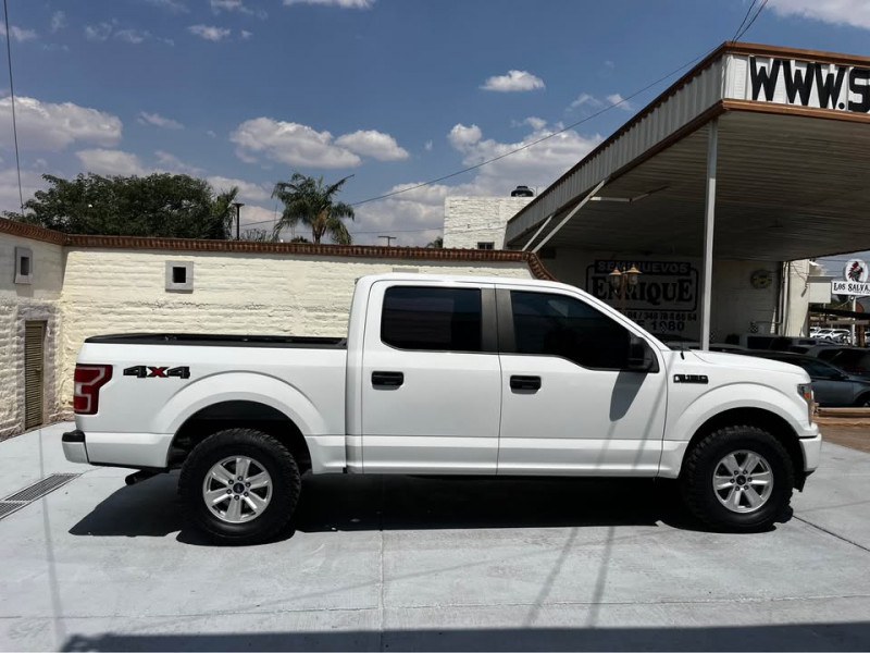 Ford F150 XL Crew Cab.4X4, a/ac., VE, CD 2019