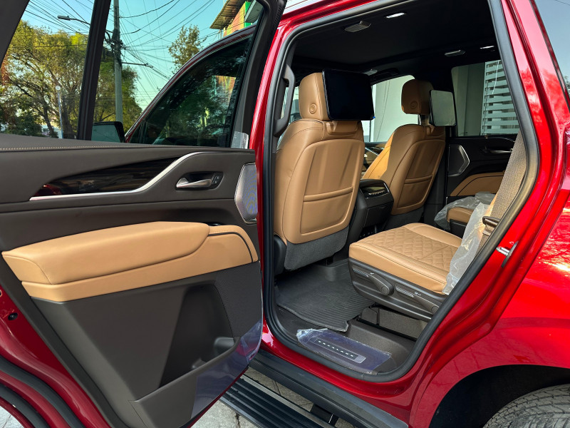 Cadillac Escalade CORTA PLATINIOM 2023