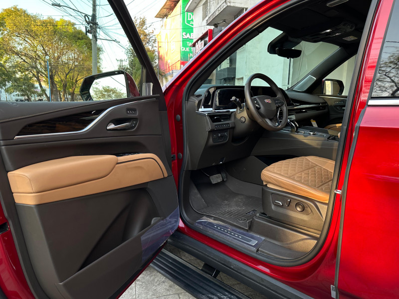 Cadillac Escalade CORTA PLATINIOM 2023