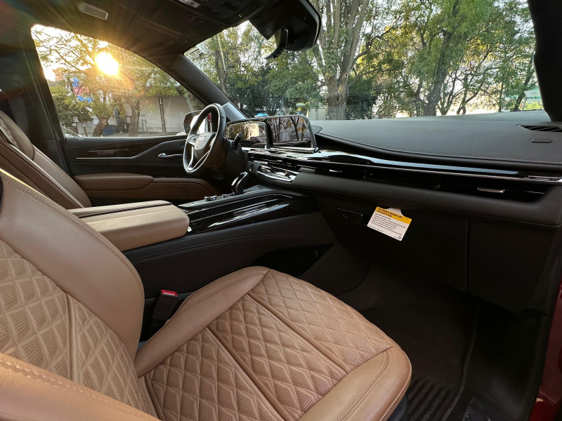 Cadillac Escalade CORTA PLATINIOM 2023