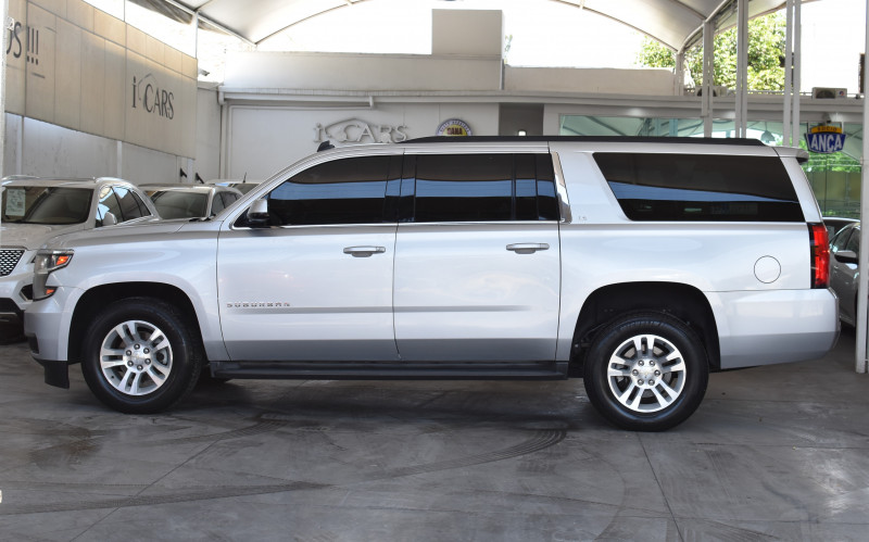 Chevrolet Suburban LS 2015