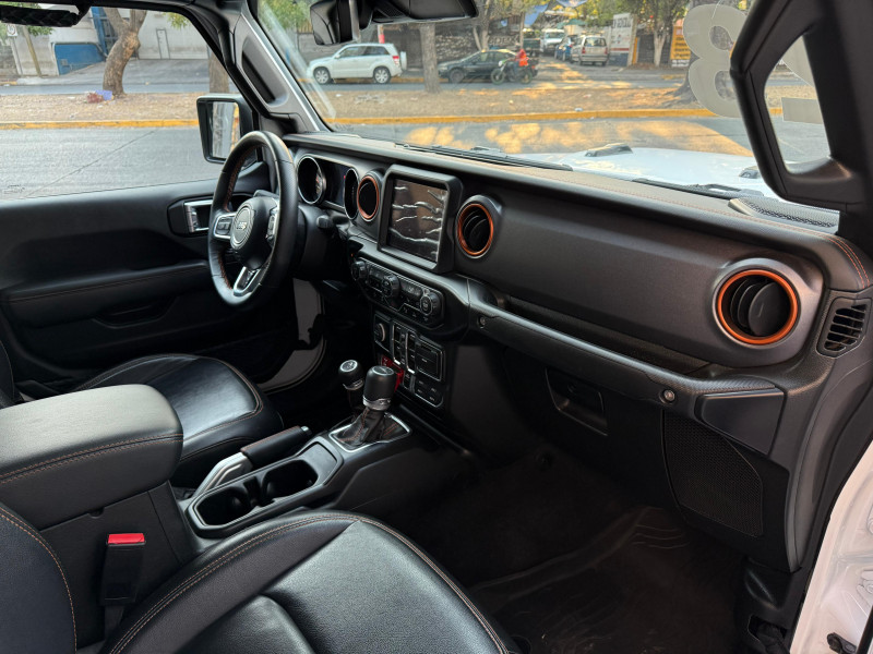 Jeep Gladiator mojave 2023