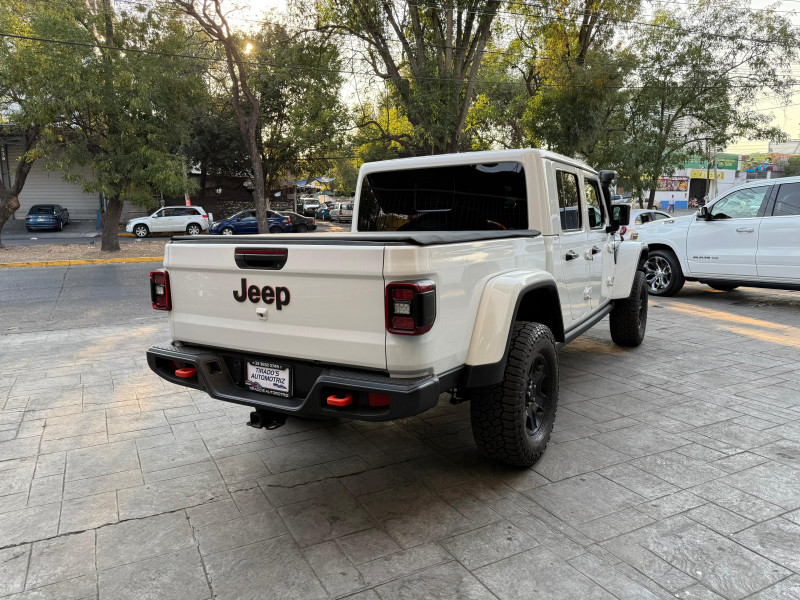 Jeep Gladiator mojave 2023