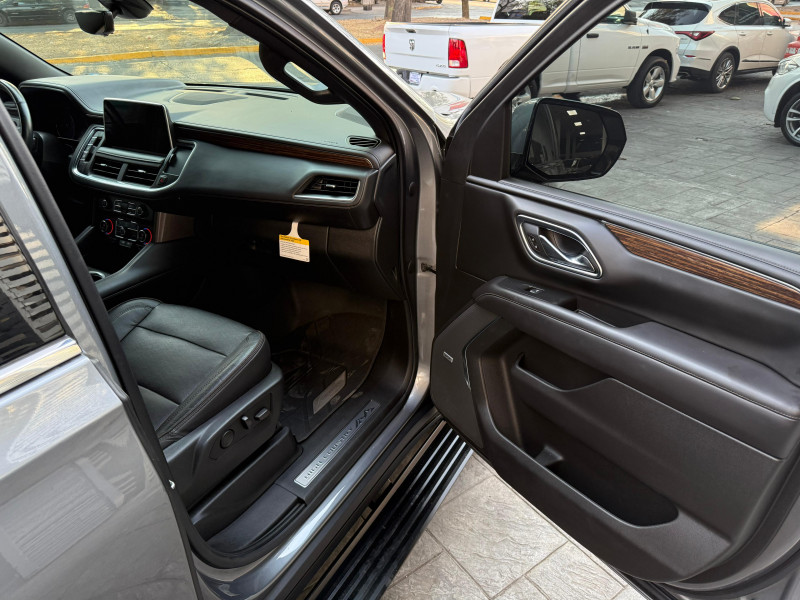 Chevrolet Suburban High Contry 2021
