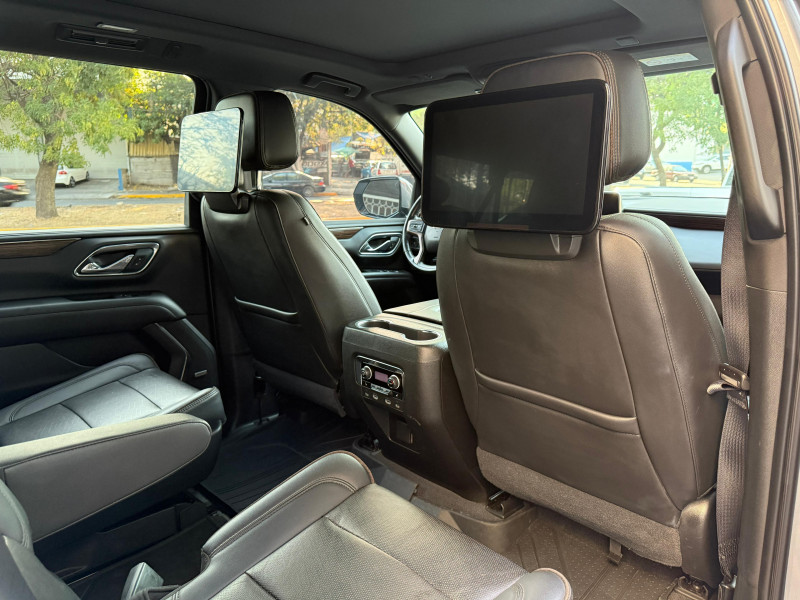 Chevrolet Suburban High Contry 2021
