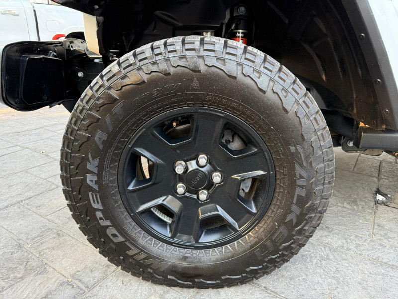 Jeep Gladiator MOJAVE 2023