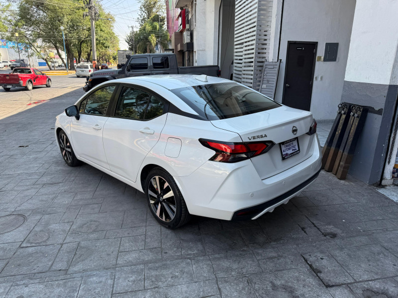 Nissan Versa Platinum 2022