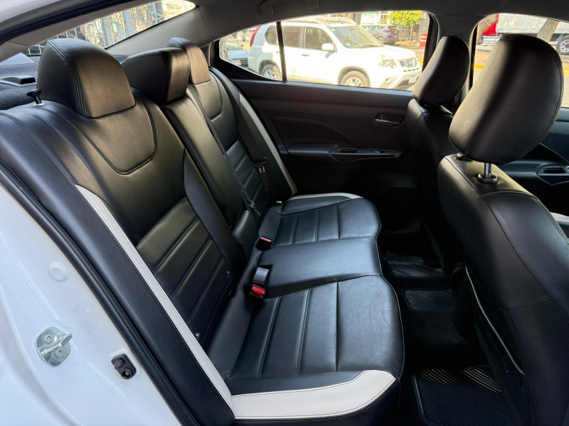 Nissan Versa Platinum 2022