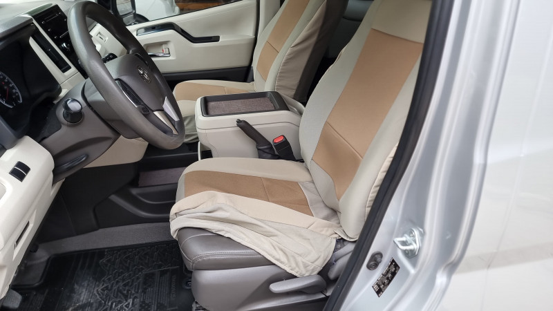 Toyota Hiace GL 2022