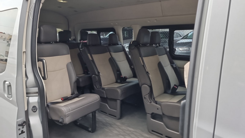 Toyota Hiace GL 2022
