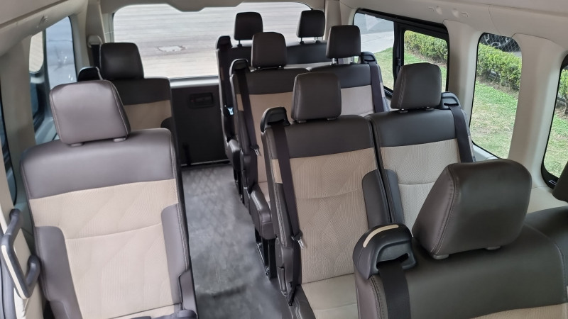 Toyota Hiace GL 2022