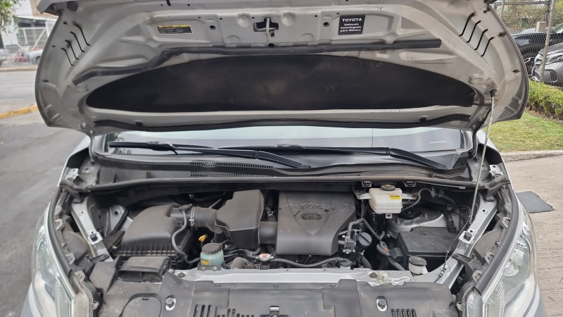 Toyota Hiace GL 2022