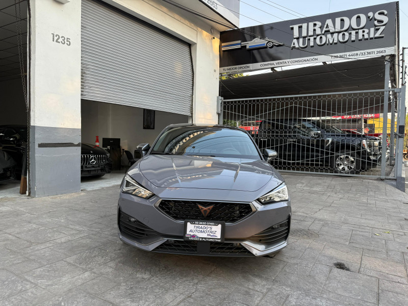 Cupra León leon 300hp 2023