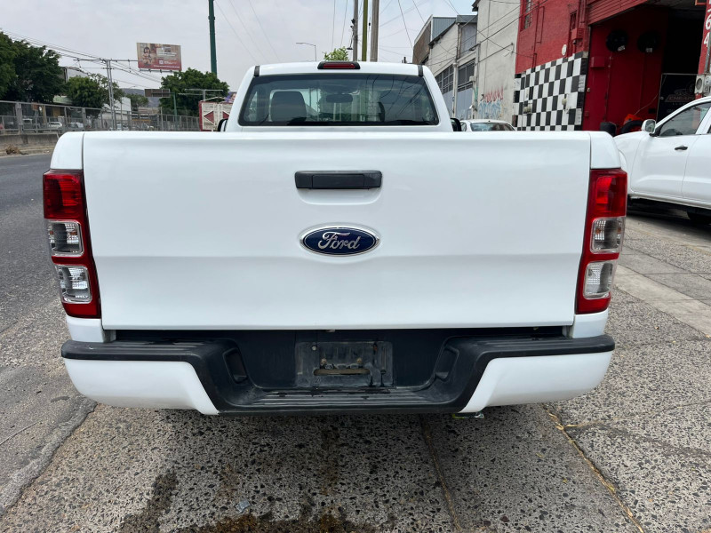 Ford Ranger CABINA SENCILLA 2015