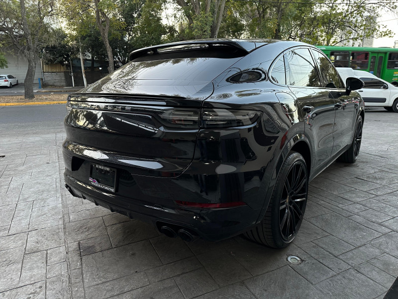 Porsche Cayenne S Coupé 2020