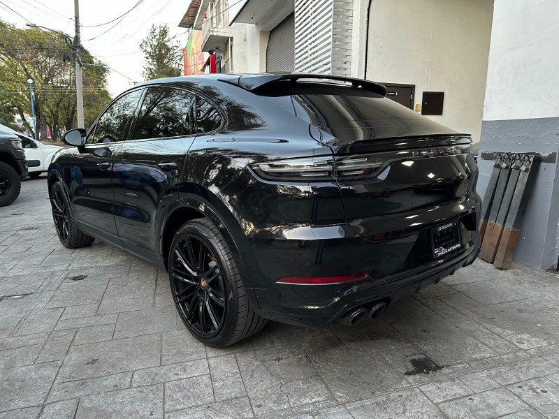 Porsche Cayenne S Coupé 2020