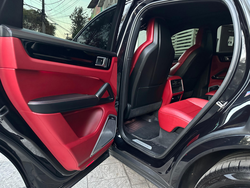 Porsche Cayenne S Coupé 2020