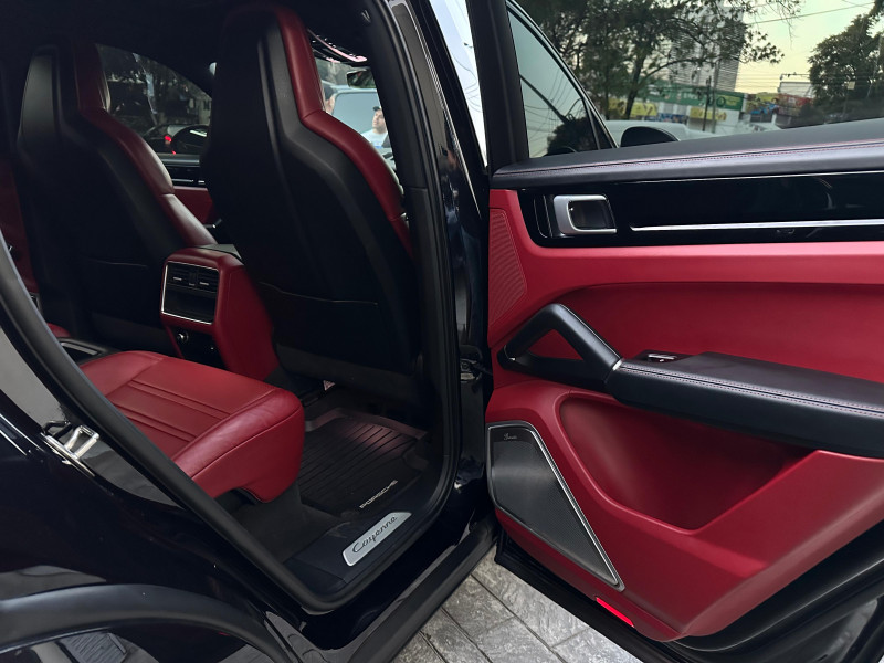 Porsche Cayenne S Coupé 2020