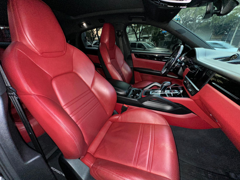 Porsche Cayenne S Coupé 2020