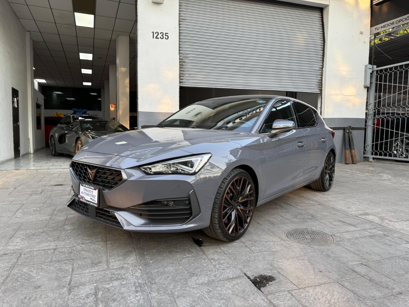 Cupra León 300HP 2023