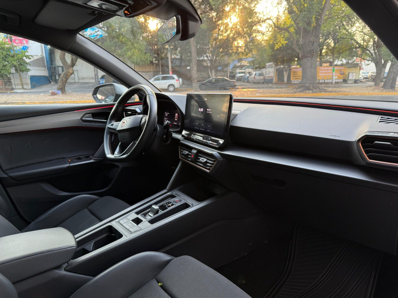 Cupra León 300HP 2023