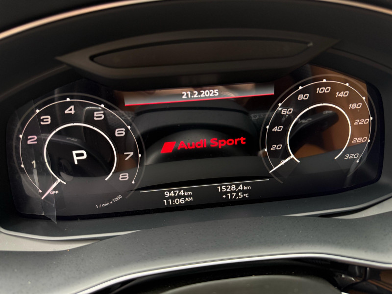 Audi Q8 Quattro RS 2021