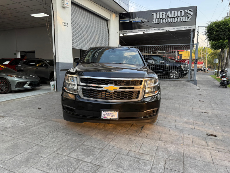 Chevrolet Suburban LT 2015