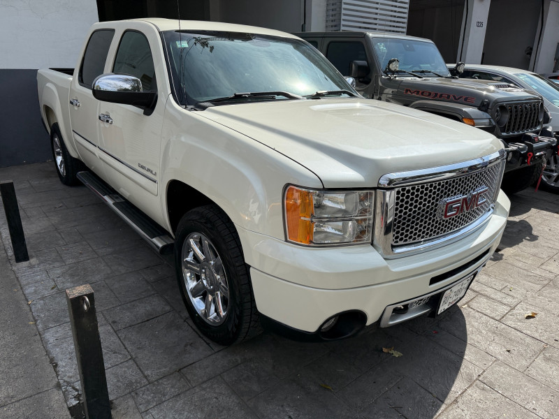 GMC Sierra S/N 2013