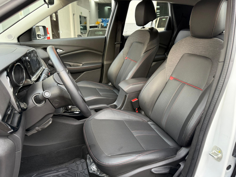 Chevrolet Montana rs 4 puertas 2025