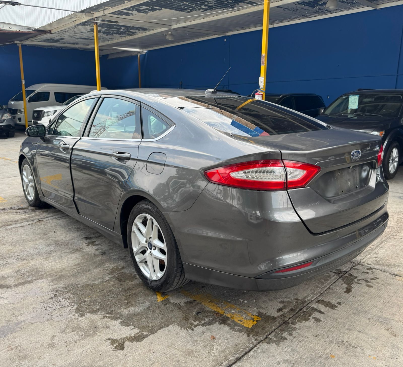 Ford Fusión SE Luxury 2015