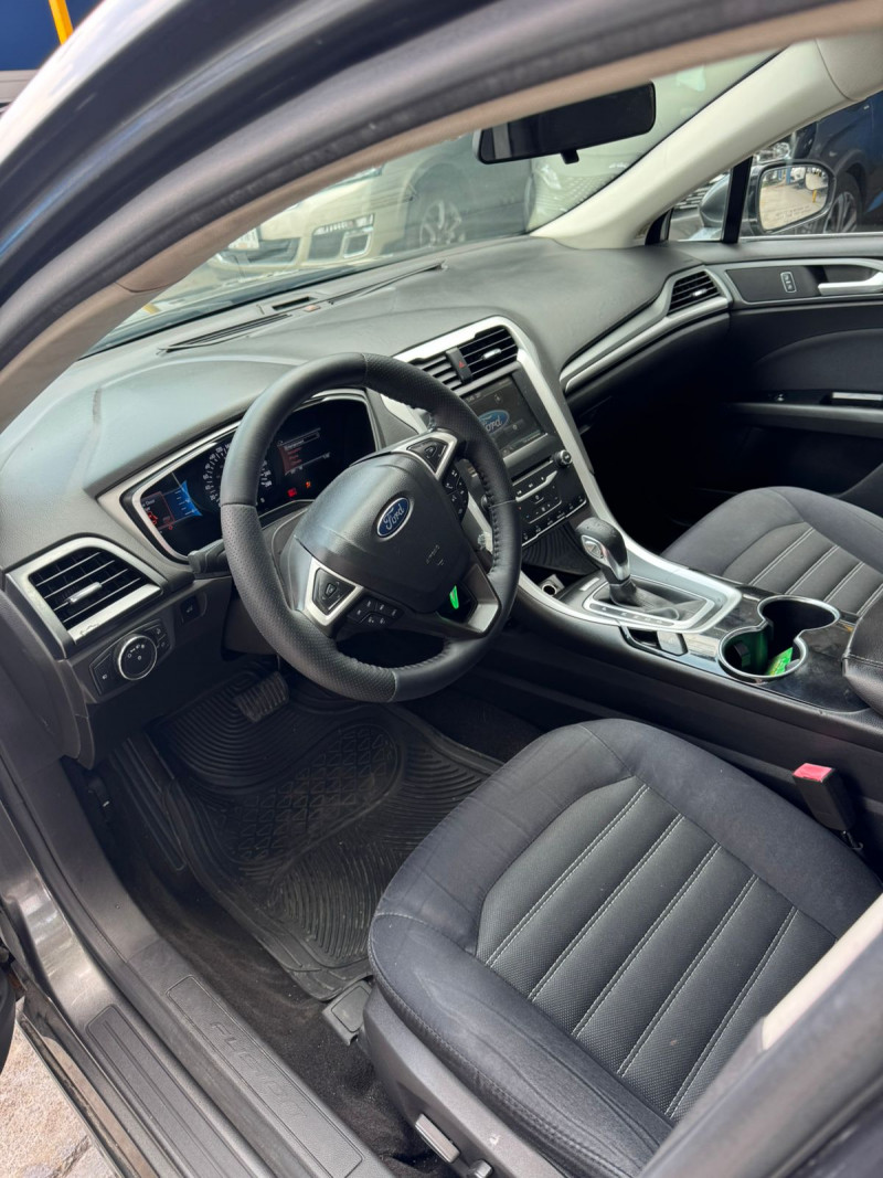 Ford Fusión SE Luxury 2015