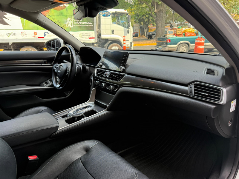 Honda Accord Touring 2019