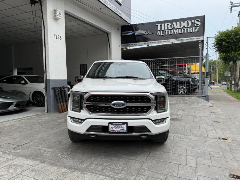 Ford Lobo Crew Cab Limited Híbrido 2021