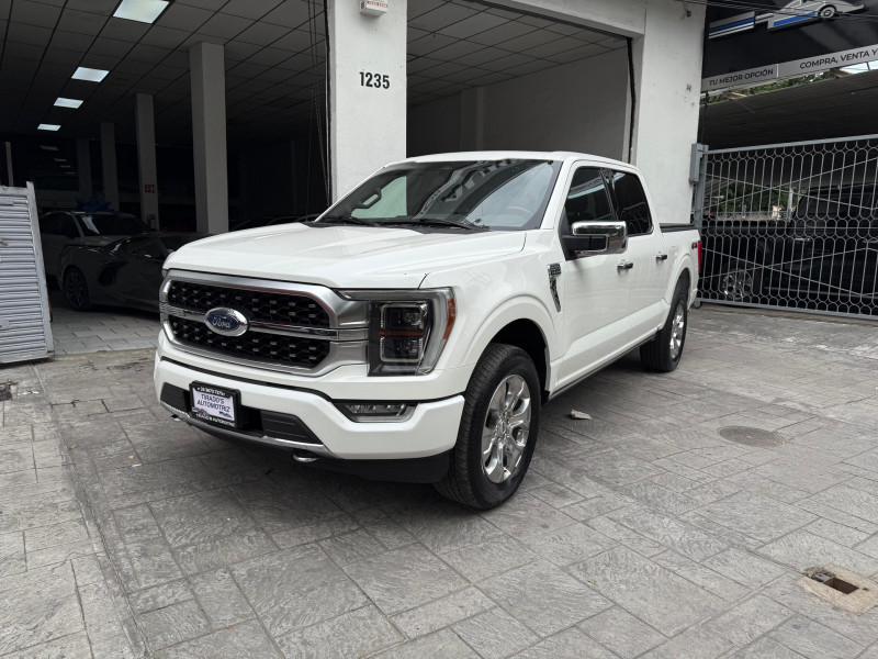 Ford Lobo Crew Cab Limited Híbrido 2021