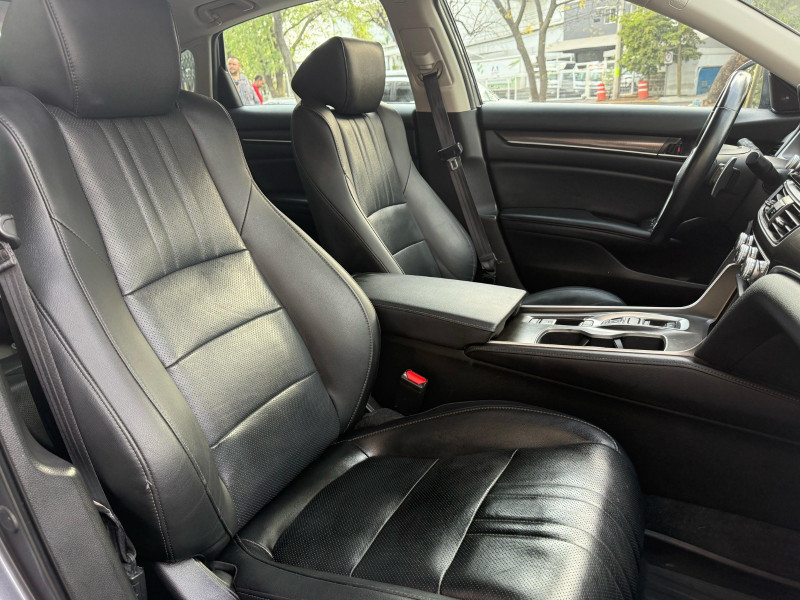 Honda Accord Touring 2022
