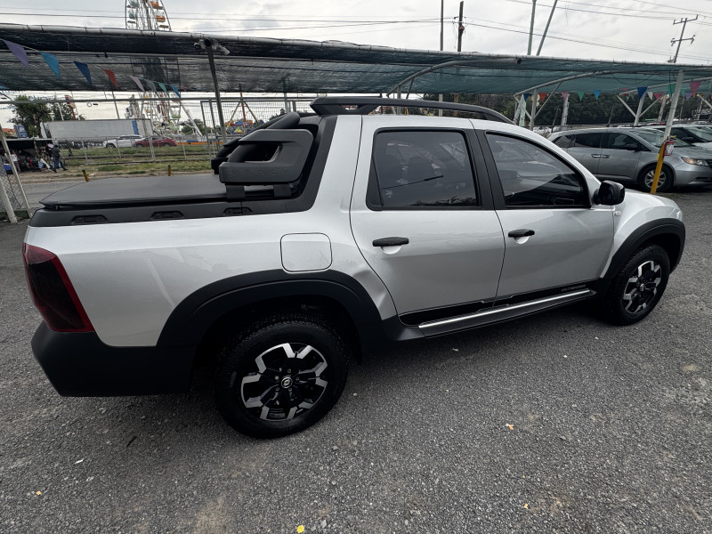 Renault Oroch OUTSIDER 2023