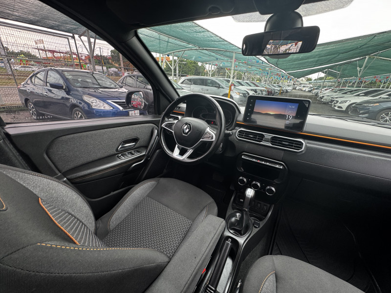 Renault Oroch OUTSIDER 2023