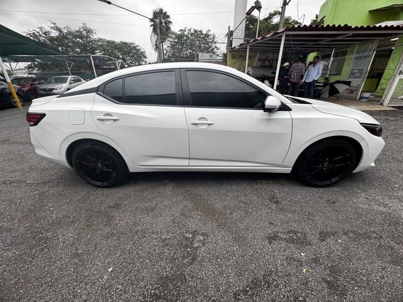 Nissan Sentra Advance 2023
