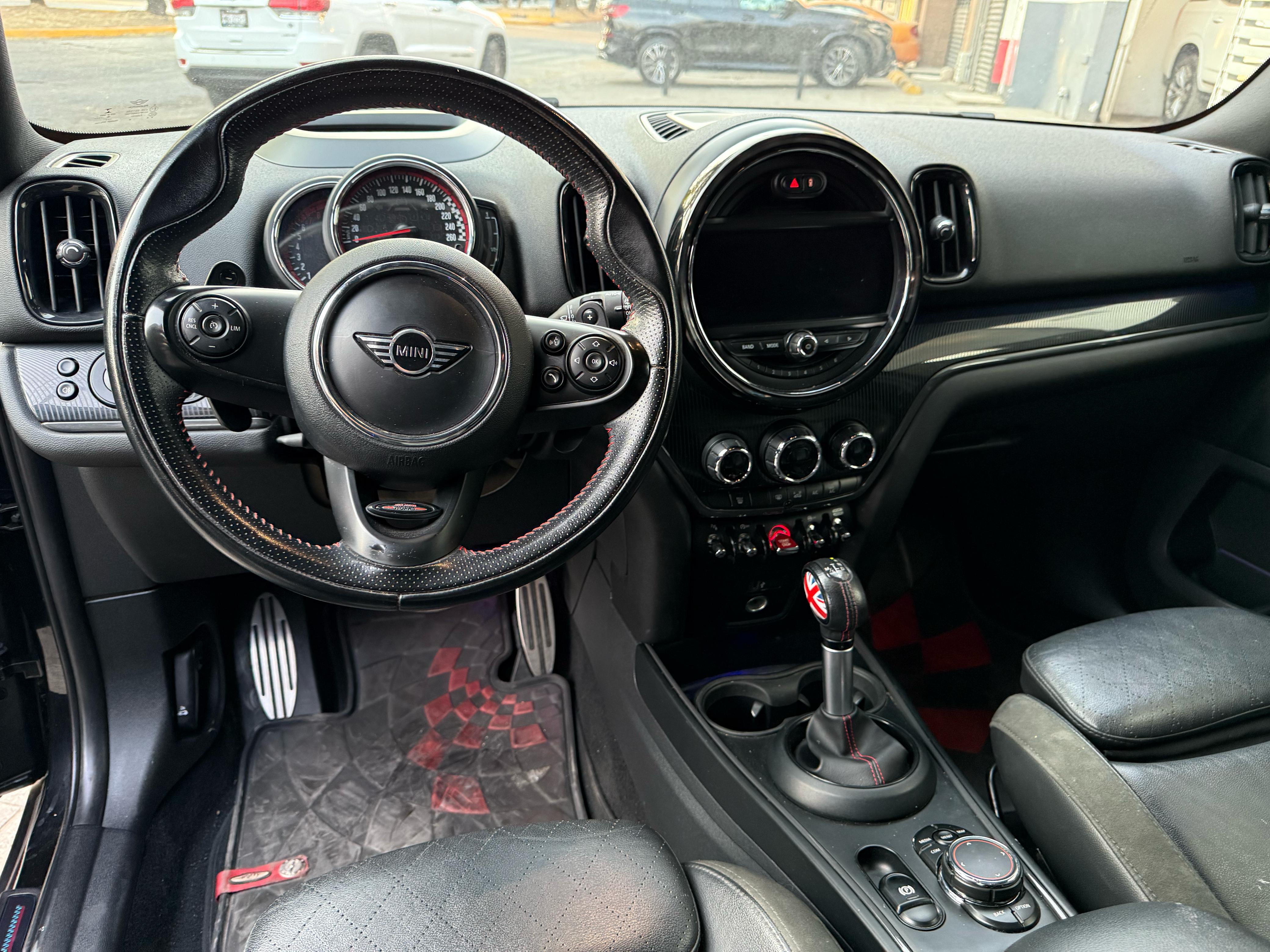 Mini Countryman 2.0 JOHN COOPER WORKS 2019