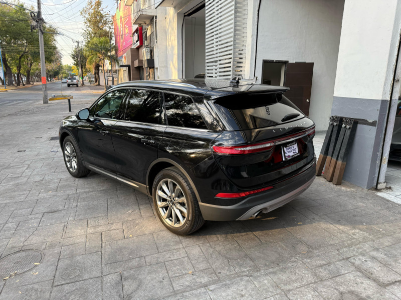 Lincoln Corsair Reserve 2021