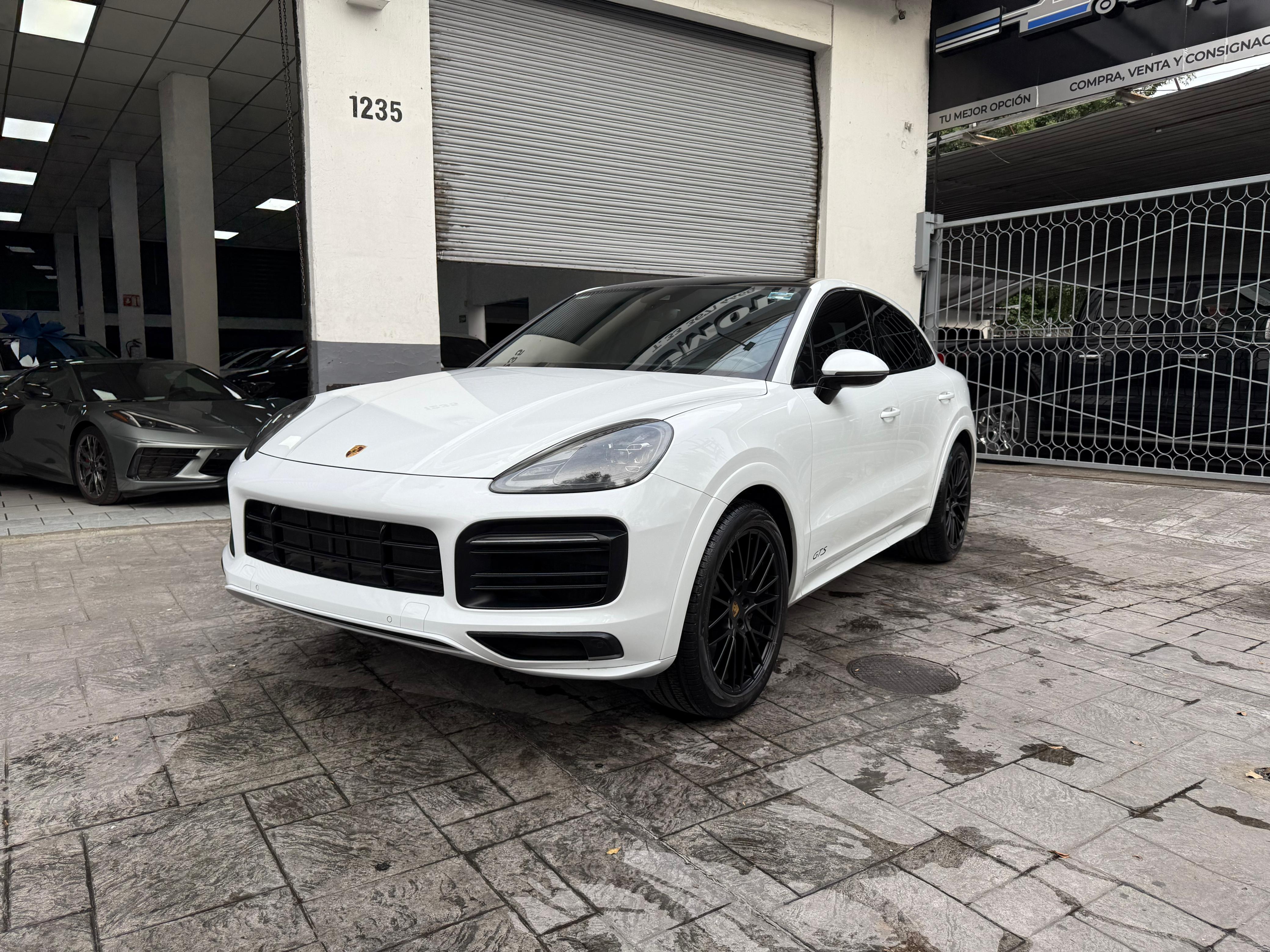 Porsche Cayenne Coupé GTS 2022