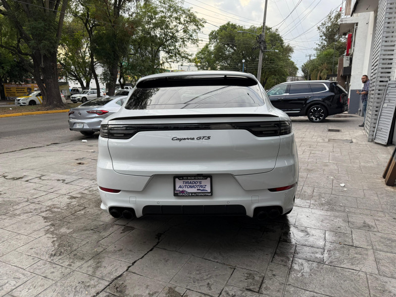 Porsche Cayenne Coupé GTS 2022