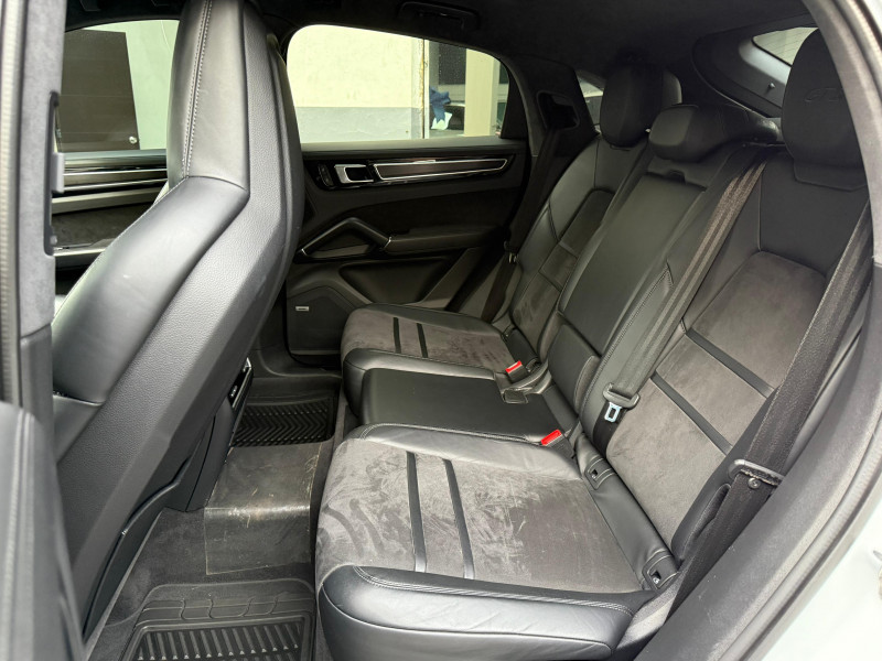 Porsche Cayenne Coupé GTS 2022