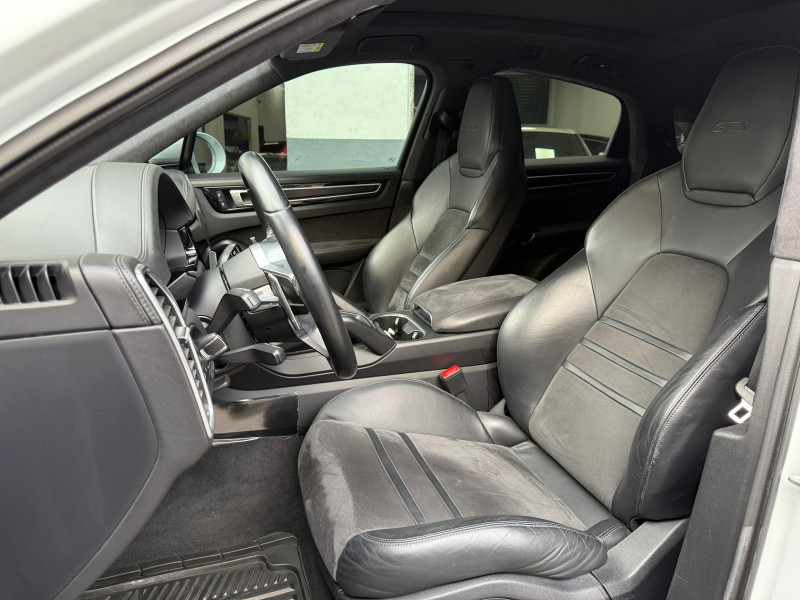 Porsche Cayenne Coupé GTS 2022