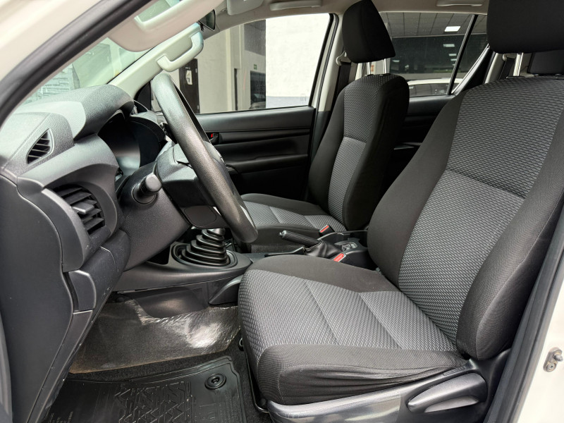 Toyota Hilux sr 2020