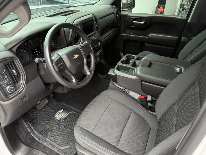 Chevrolet Nueva Silverado 4 puertas 2021