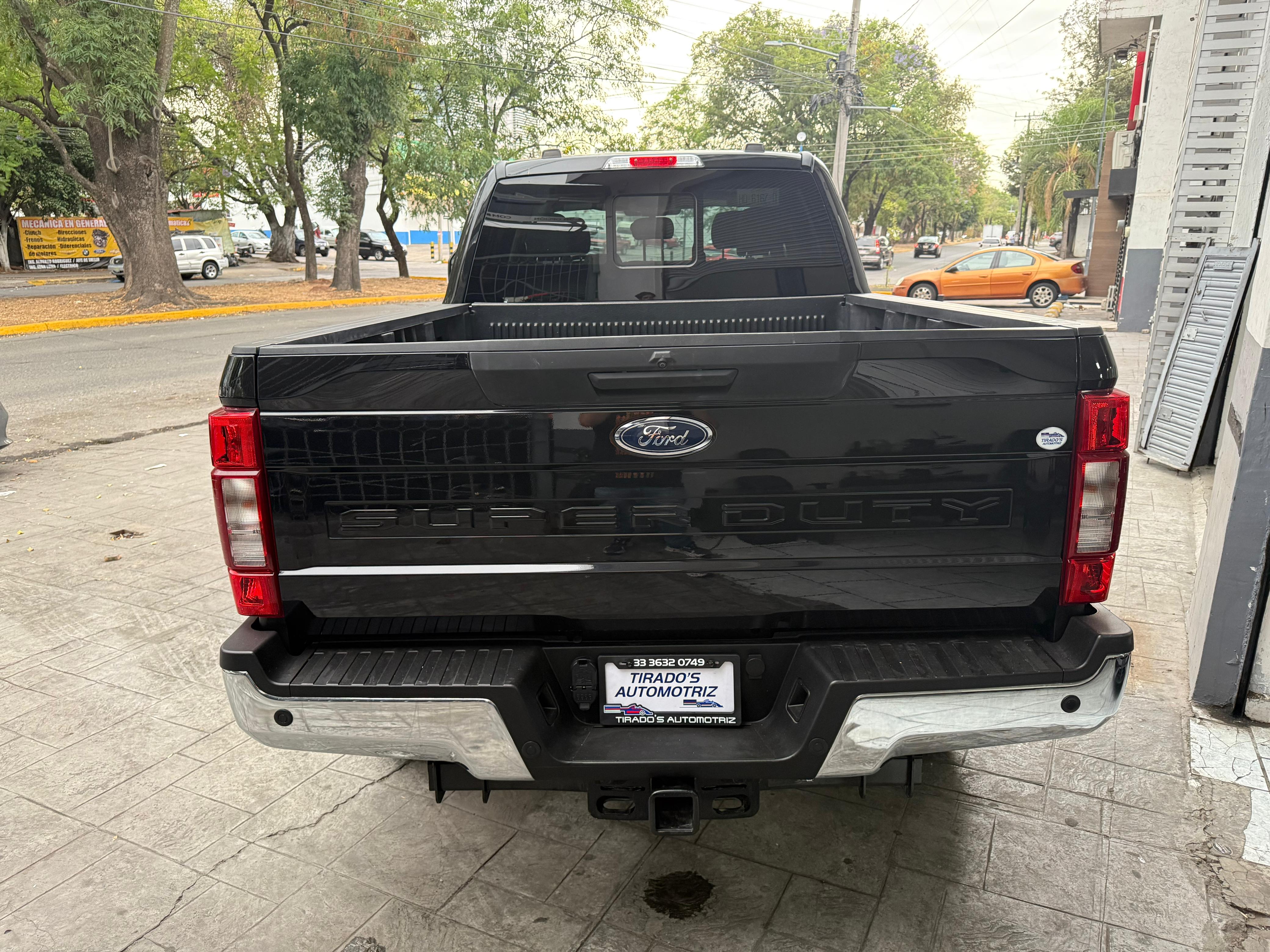 Ford F250 V8 Crew Cab Super Duty 2020