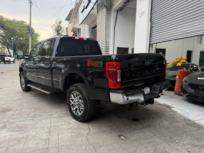 Ford F250 V8 Crew Cab Super Duty 2020