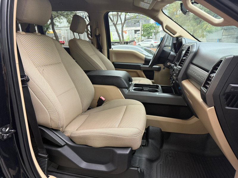 Ford F250 V8 Crew Cab Super Duty 2020